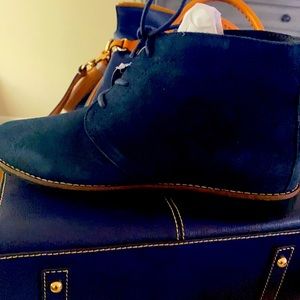 Navy blue White Mountain Booties